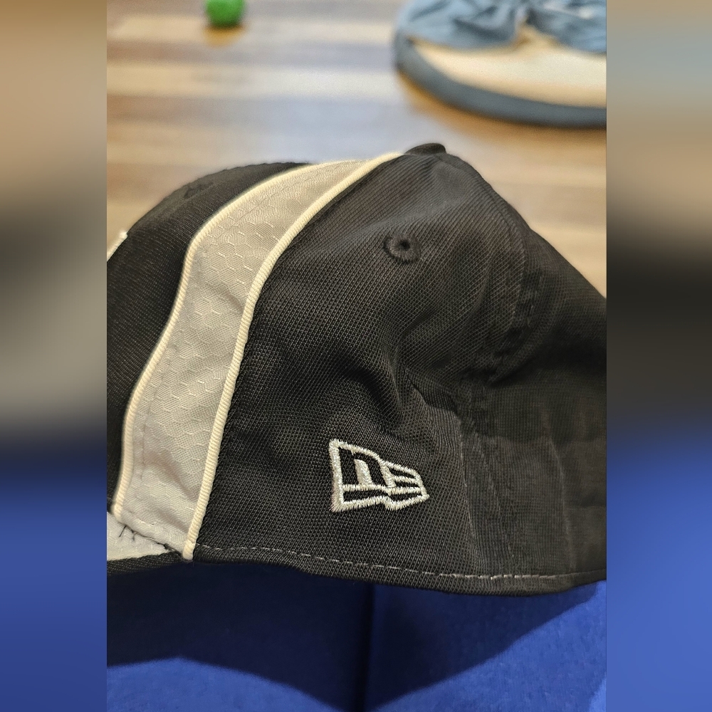 Raiders Hat Excellent Condition - Picture 2 of 6